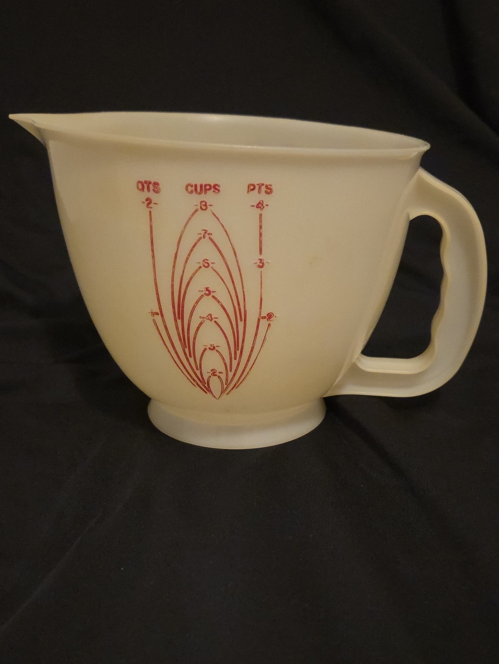 Tupperware Cream Mixing Bowl with Red Measuring Graphic